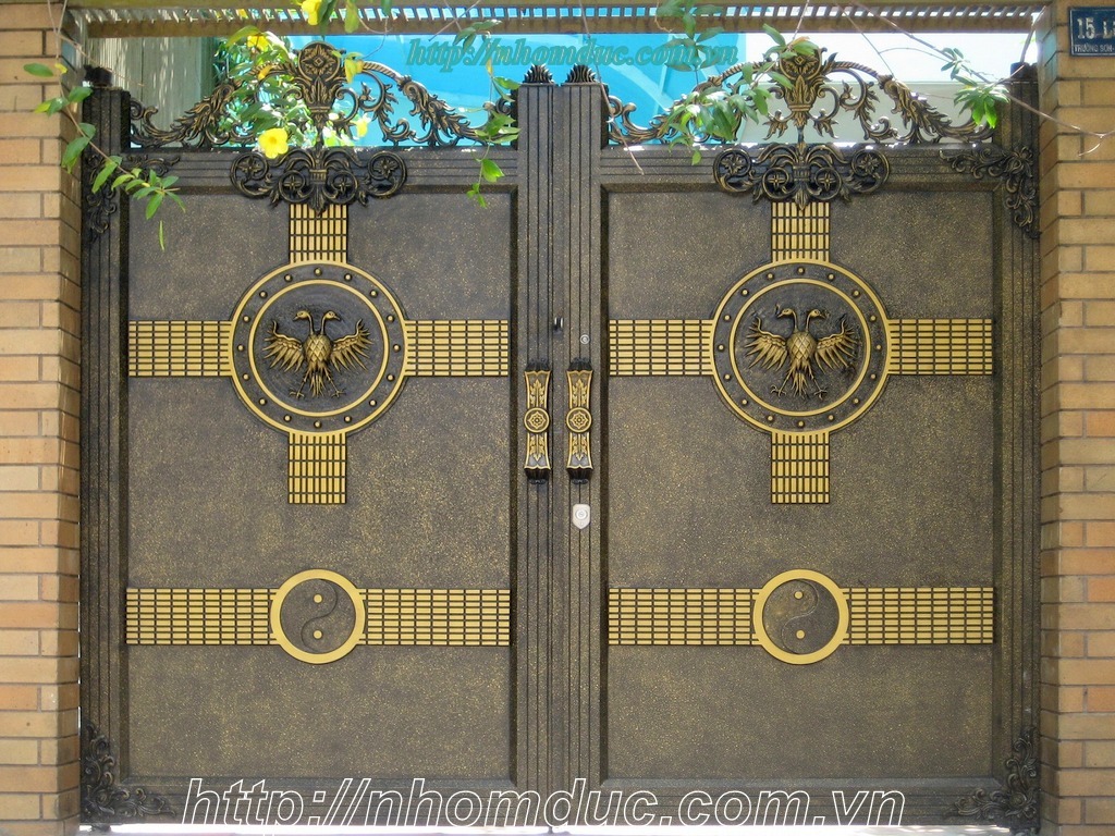 Cửa cổng biệt thự đẹp cửa cổng nhôm đúc Ninh Bình