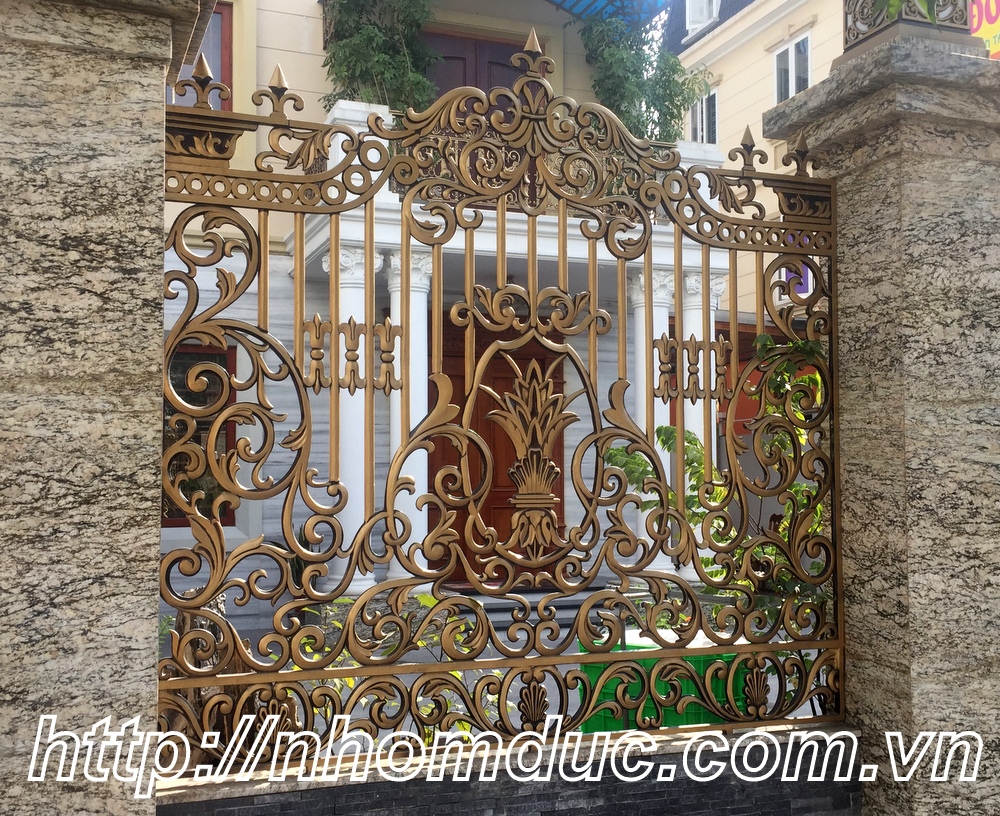 Cửa cổng bằng đồng, Cửa đồng đúc, các loại cửa đồng đúc, cổng đúc bằng nguyên liệu đồng vàng và đồng đỏ đẹp, sang trọng, bền với thời gian của cổng