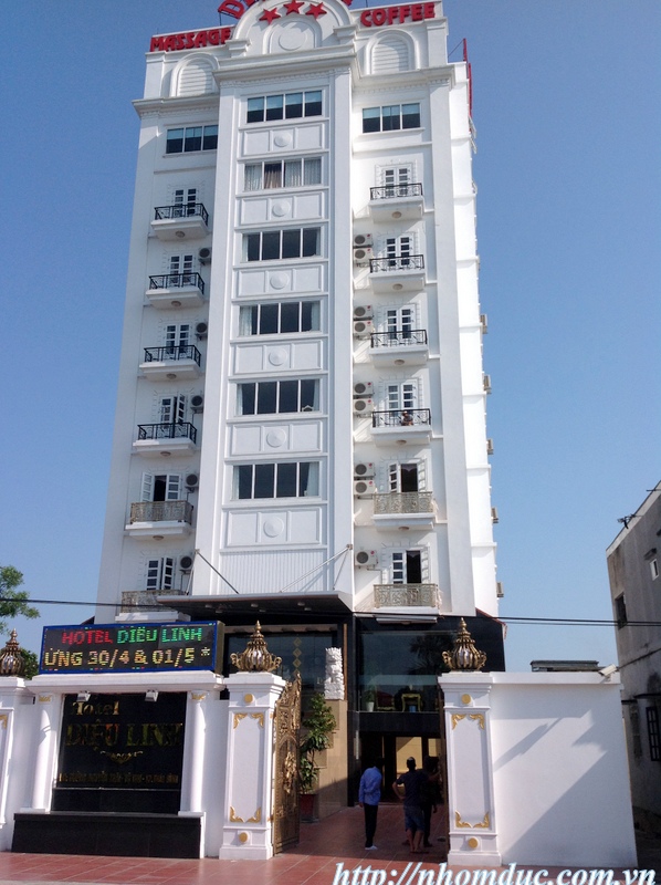 Công trình cổng nhôm đúc khách sạn Diệu Linh, Thái Bình