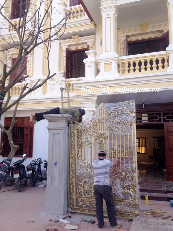 Công trình cổng nhôm đúc đường Đinh Tất Liễn, Ninh Bình