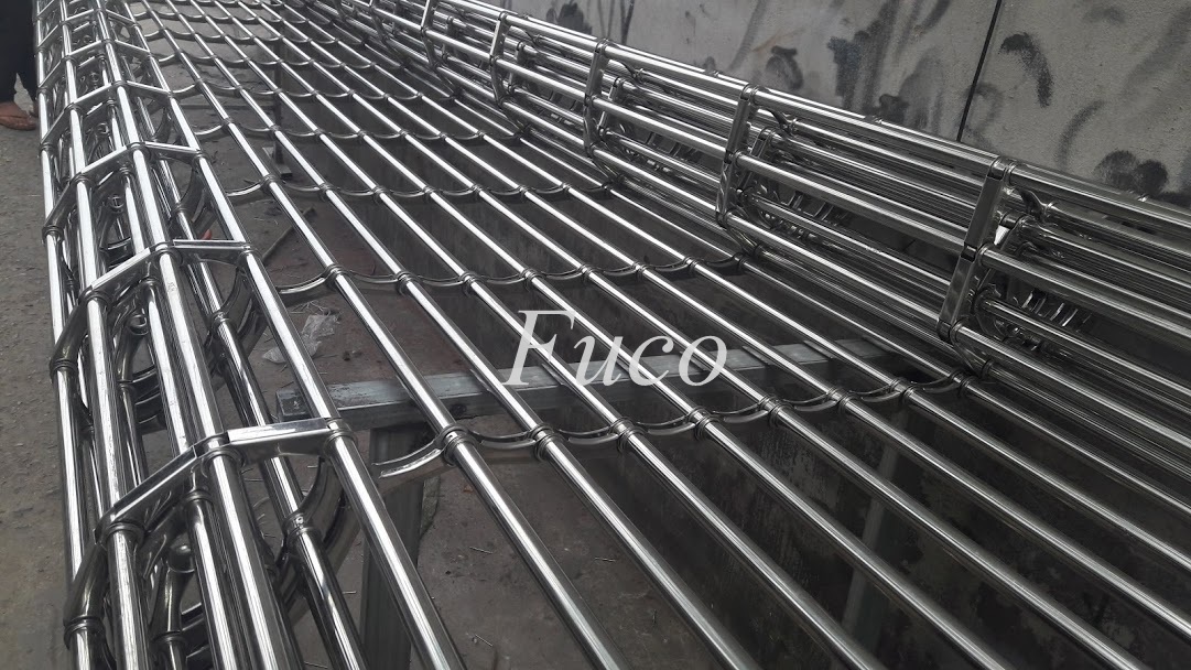 Cửa cuốn song ngang ống tròn 19 và phi 21, INOX 201 và INOX 304